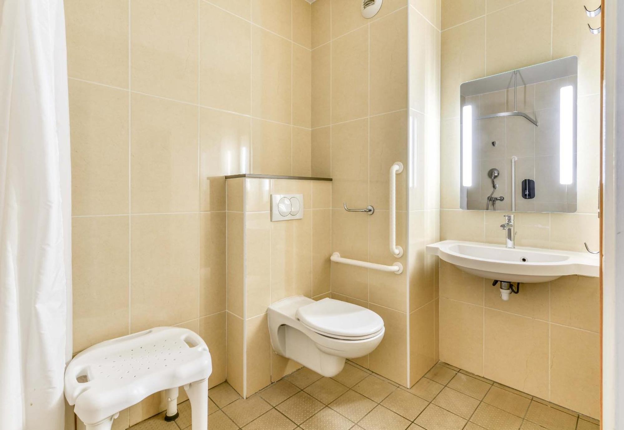 B&B Hotel Montpellier Centre Le Millenaire Exterior photo